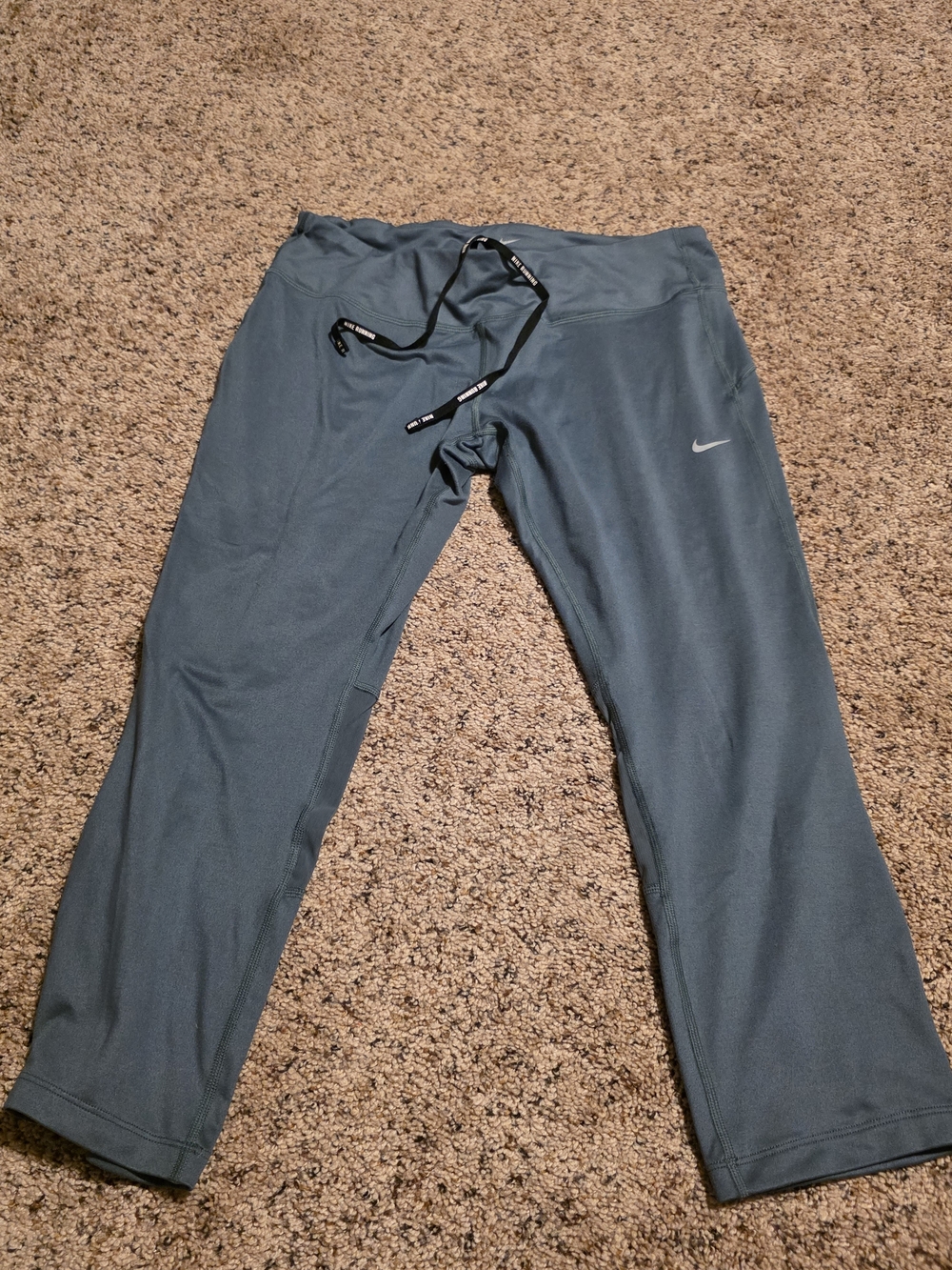 Nike Green Athletic Capri Leggings with Drawstring